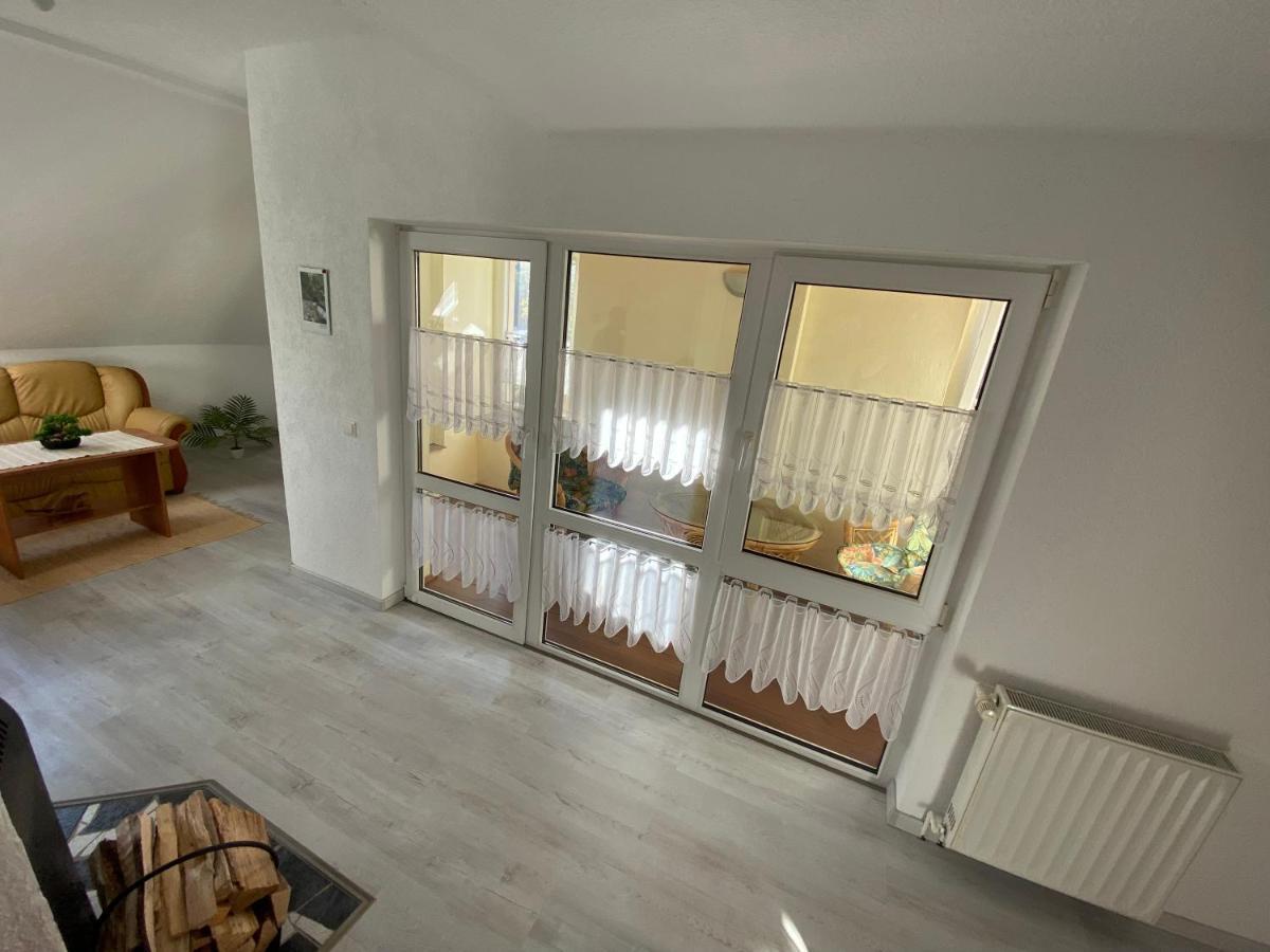 Waldblickwohnung Mit Schoener Terrasse Und Kamin Sebnitz Exterior foto