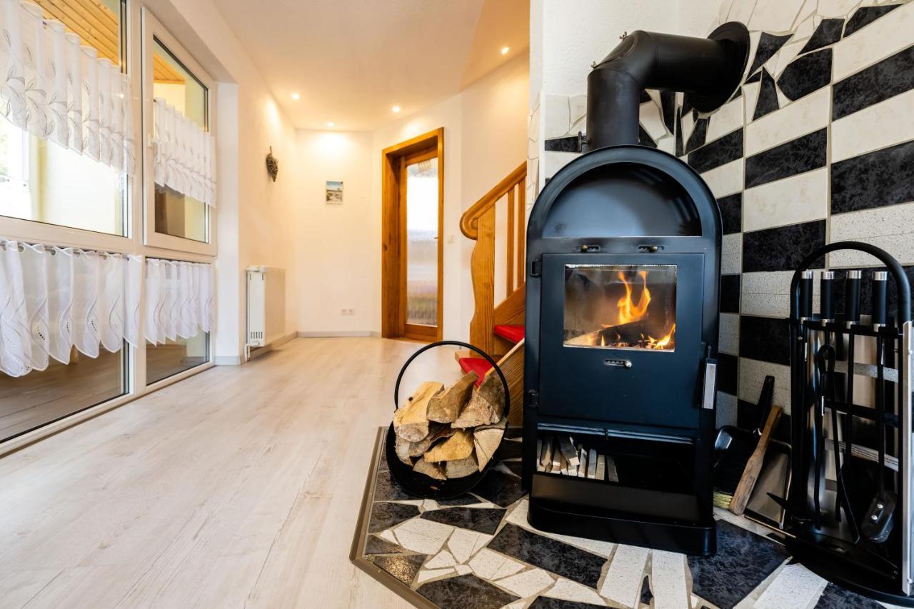 Waldblickwohnung Mit Schoener Terrasse Und Kamin Sebnitz Exterior foto